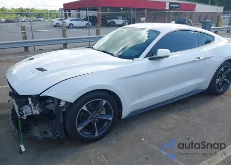 2020 Ford Mustang Ecoboost Fastback z USA, uszkodzony, nr VIN 1FA6P8TH4L5190405